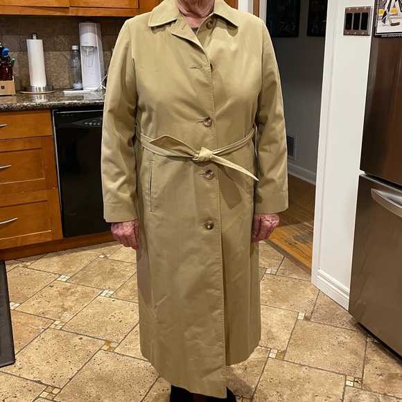 Classic Mac, Women’s Size 10, Waterproof - Picture 3 of 6